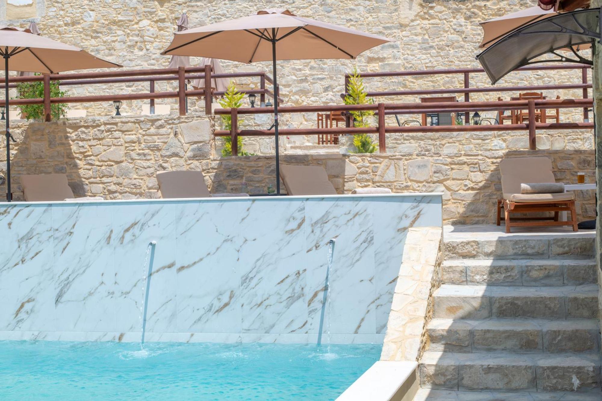 Draganigo Luxury Stone Houses 40 Min From Matala Ano Moulia Exterior foto